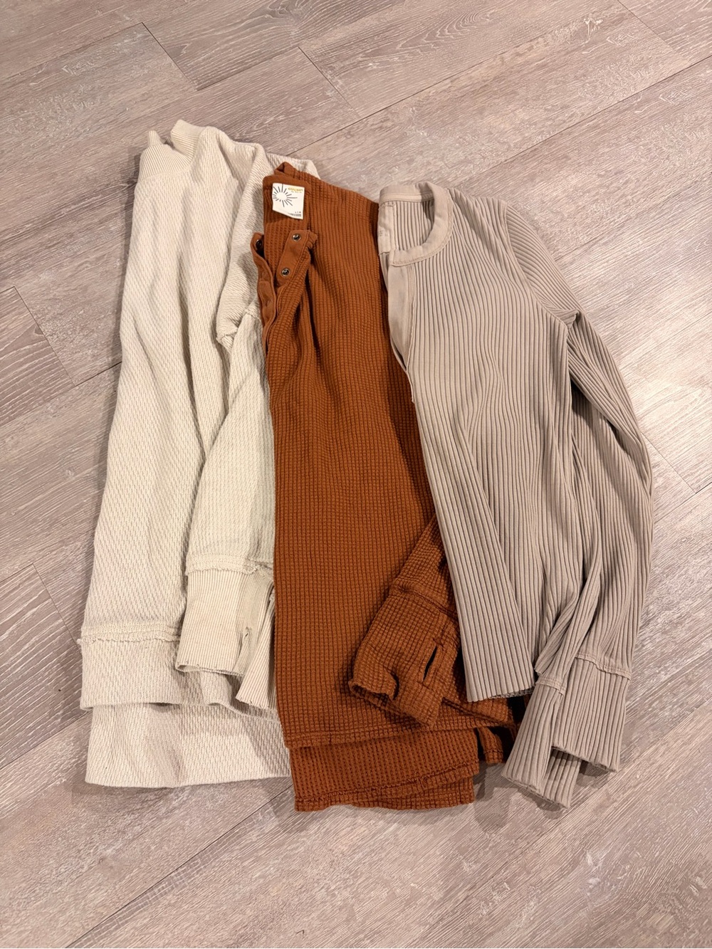Bundle of Aerie Size Large